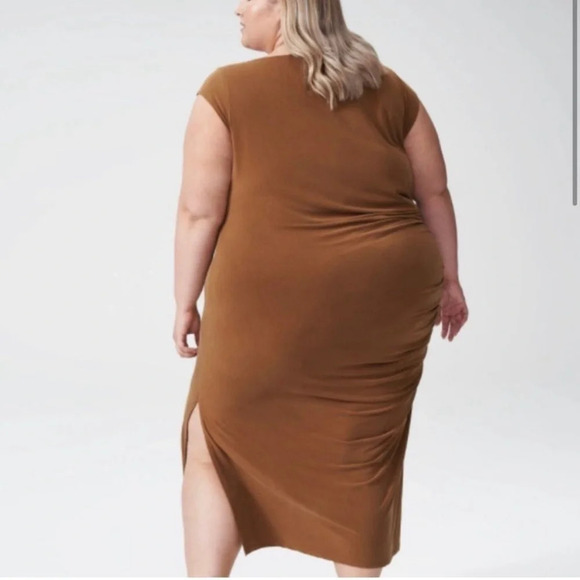 Universal Standard Rachel Ruched Midi Dress Caramel Brown Sleeveless Size 14/16 - Picture 4 of 13